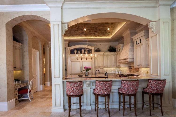 Arches en plaques de plâtre dans la cuisine