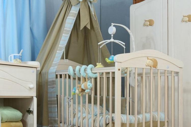 Auvent sur un berceau - idées de conception de photo