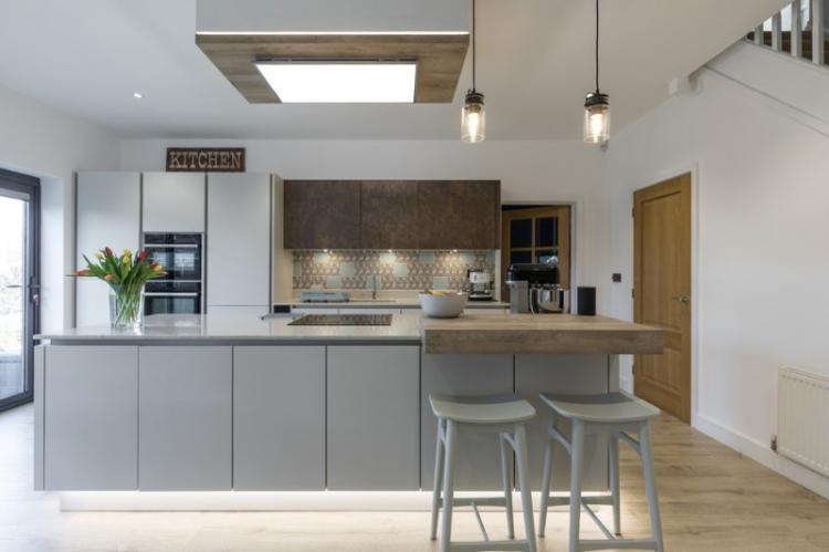 Island bar - Types de comptoirs de bar pour la cuisine