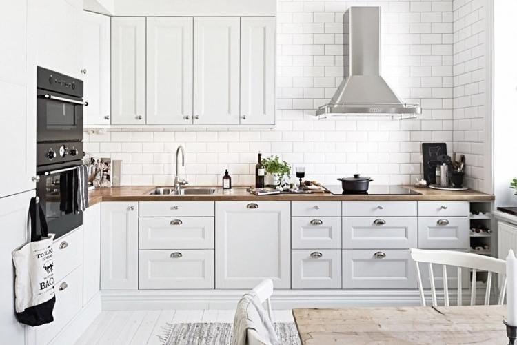 Cuisine blanche de style scandinave - Design d'intérieur