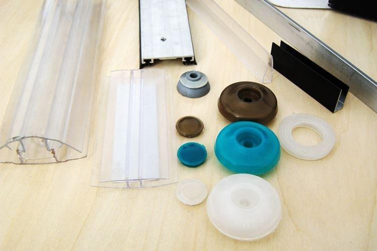 Installation de polycarbonate - Gazebo DIY en polycarbonate