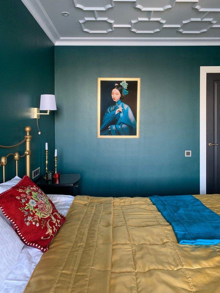 Chambre à coucher de couleur turquoise - photo de design d'intérieur