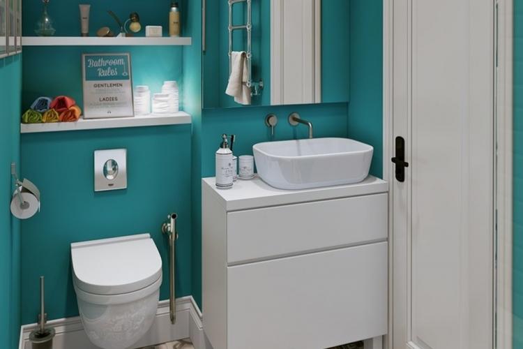 Couleur turquoise à l'intérieur de la salle de bain