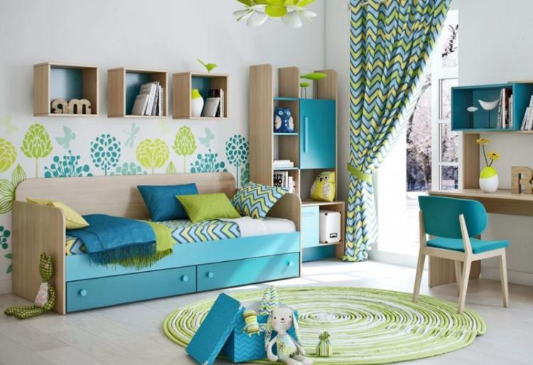 Couleur turquoise à l'intérieur de la chambre des enfants