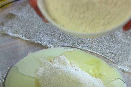 Gâteau éponge au kéfir sans œufs - une recette étape par étape