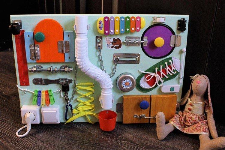 Planche de bricolage pour un garçon