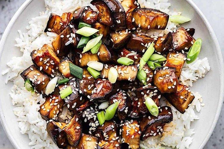 Aubergines à la sauce verte - Recettes de plats d'aubergines