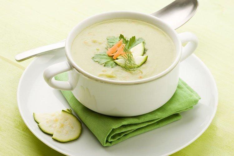 Soupe de courgettes - Recettes de plats de courgettes
