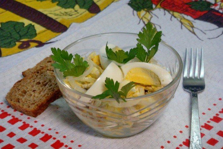 Salade de poisson et oignons marinés - recettes