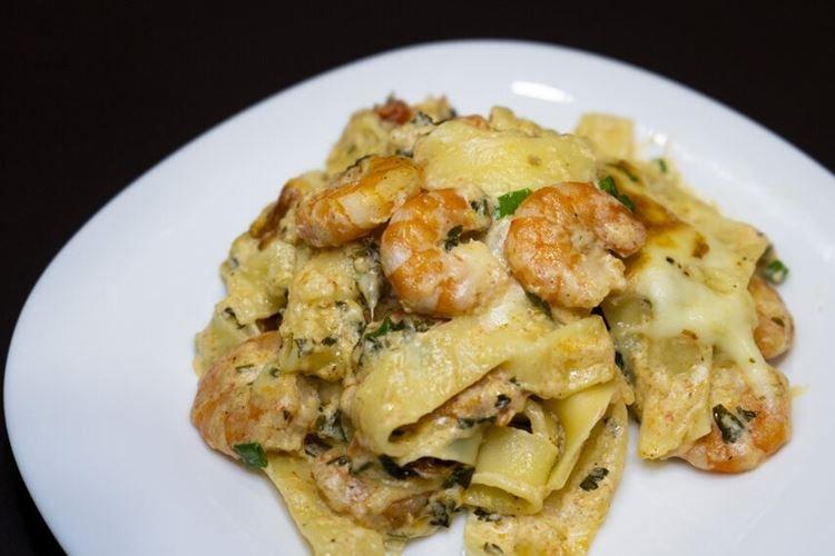 Pâtes aux crevettes et sauce au fromage - recettes