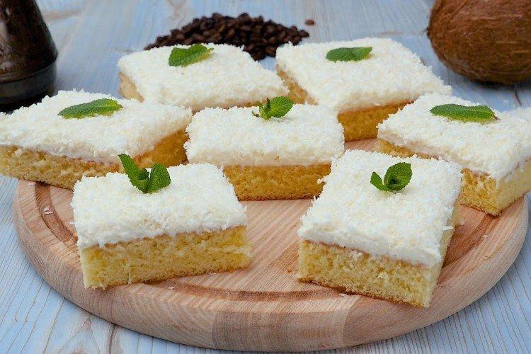 Gâteau de noix de coco rapide pour le thé - recettes