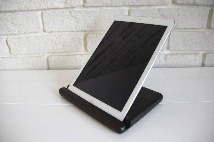 Support tablette - Quoi offrir à une fille pour son anniversaire