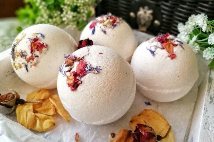 Bombes de bain faites à la main - Quoi offrir à une fille pour son anniversaire