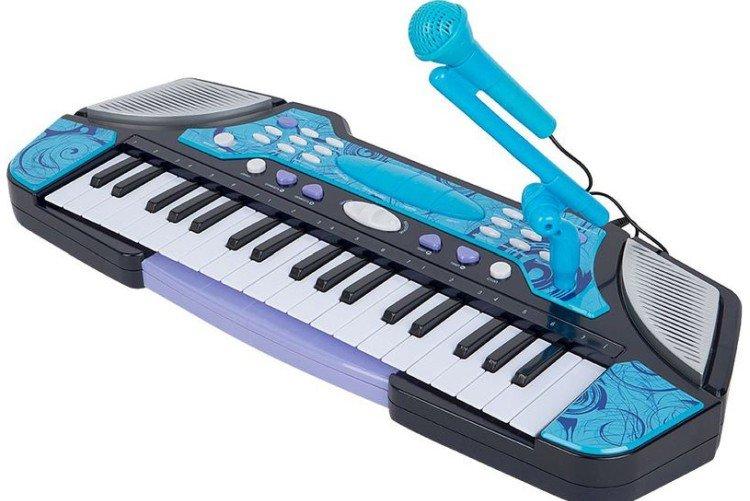 Synthétiseur jouet - Que donner à un garçon pendant 5 ans