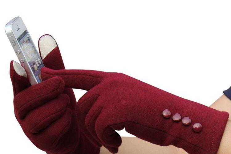 Gants pour écran tactile - Quoi offrir à une maman pour l'anniversaire d'un fils