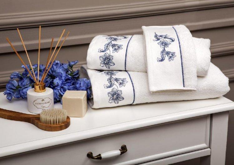 Un ensemble de belles serviettes - Quoi offrir à maman pour le nouvel an 2021