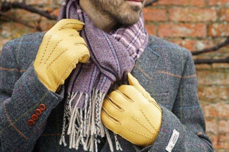 Écharpe et gants chauds et élégants - Quoi offrir à mon mari pour son anniversaire