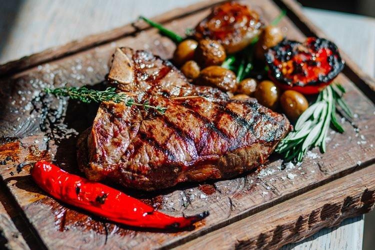 Dîner illimité - Quoi offrir à papa pour son anniversaire de sa fille