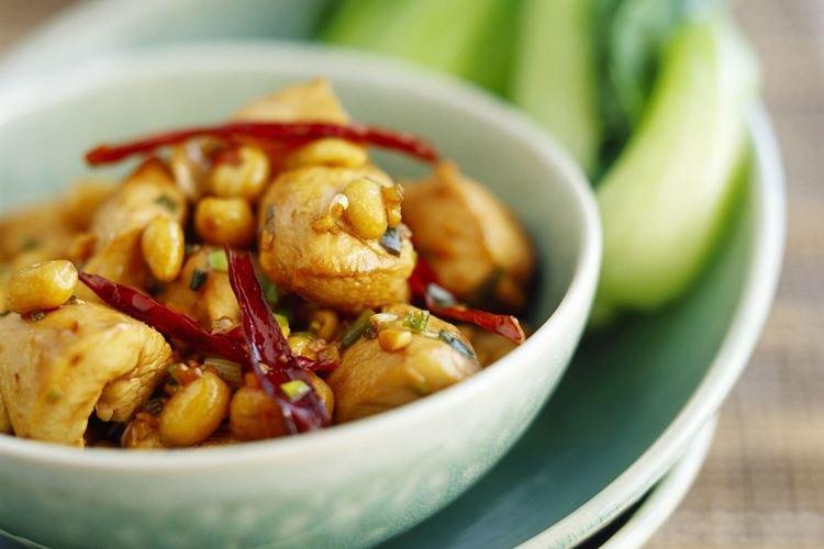 Poitrine de poulet aux cacahuètes - Que cuisiner à partir de poitrine de poulet