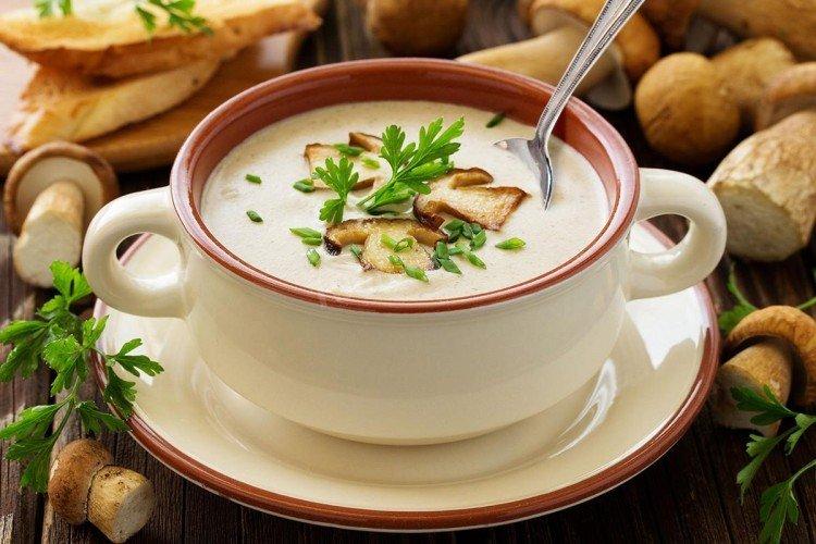 Crème de champignon et soupe de pommes de terre - Que cuisiner à partir de recettes de champignon