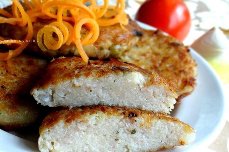 Crêpes de pommes de terre au porc haché - Que cuisiner à partir de recettes de porc haché