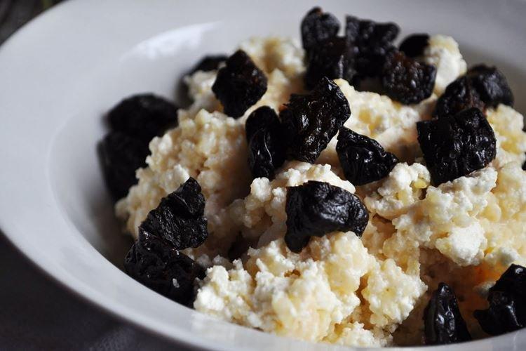 Pruneaux au fromage cottage - Que cuisiner à partir de fromage cottage