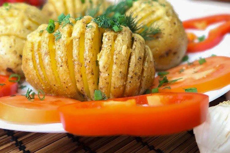 Éventail de patates chaudes - Que cuisiner pour les recettes d'anniversaire