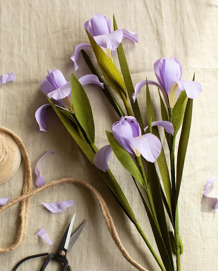 Fleurs en papier DIY - photos et idées