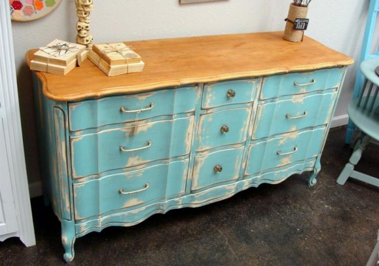 Vieillissement des meubles - Décoration de chambre DIY