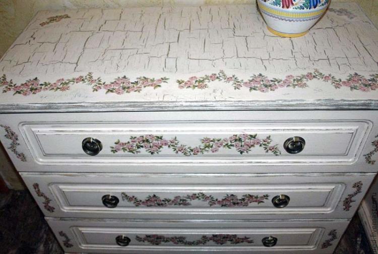 Craquelure - DIY déco d'armoires anciennes