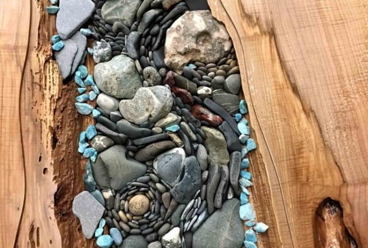 Résine époxy - DIY déco d'armoire ancienne