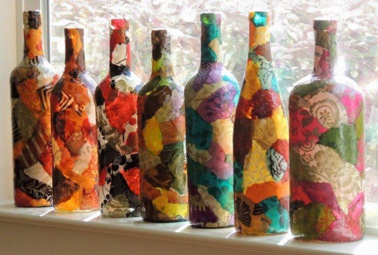 Bouteilles de découpage utilisant la technique du décopatch - photos et idées