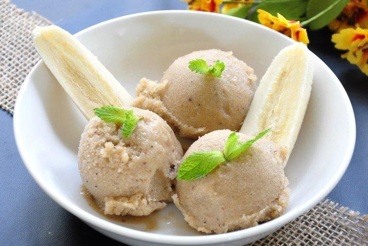 Crème glacée à la banane - Recettes de repas diététiques
