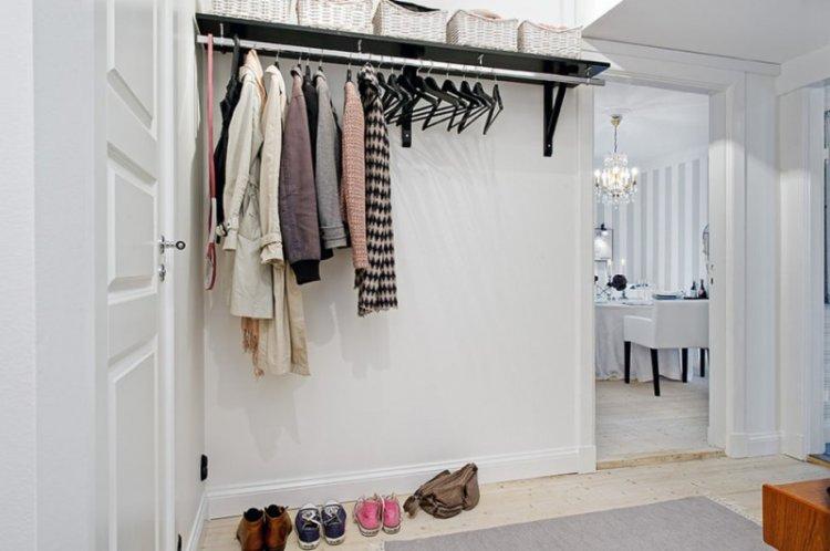 Couloir et couloir de style scandinave - photo de design d'intérieur