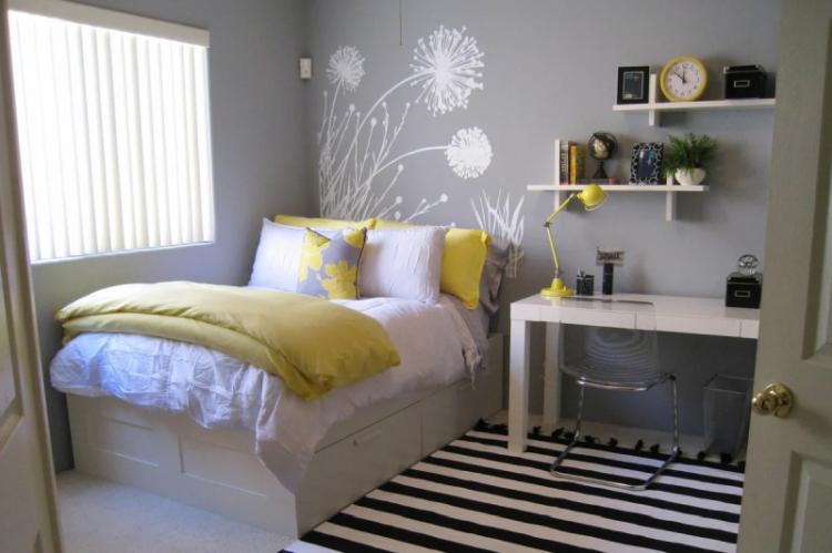 Conception d'une petite chambre pour une adolescente