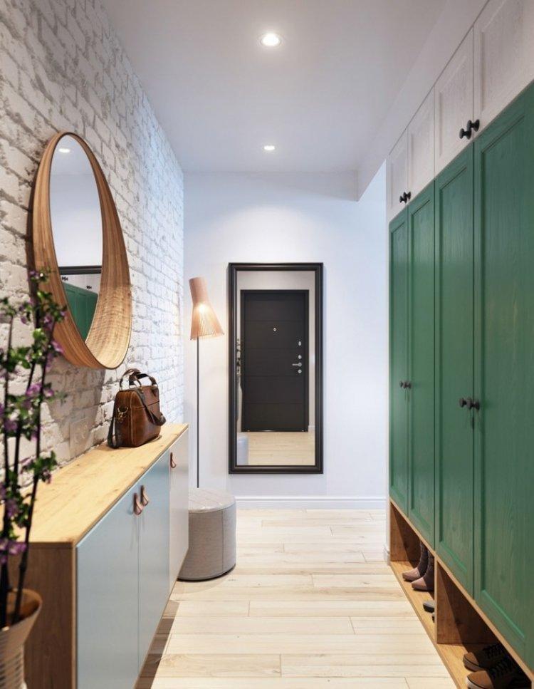 Conception d'un couloir étroit dans un appartement - photo