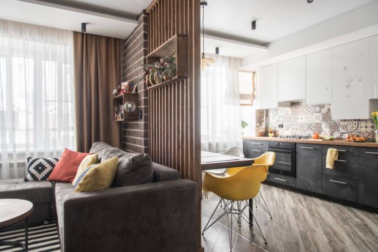 Conception de cuisine-salon - photos d'intérieurs réels