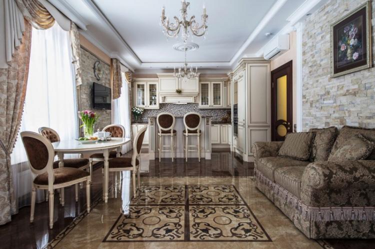 Conception de cuisine-salon dans un style classique