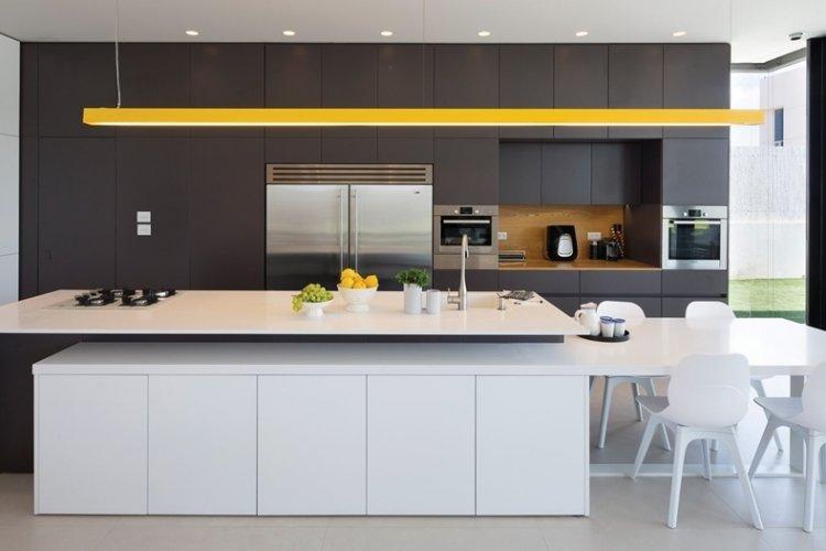 Cuisine dans le style du minimalisme - photo de design d'intérieur