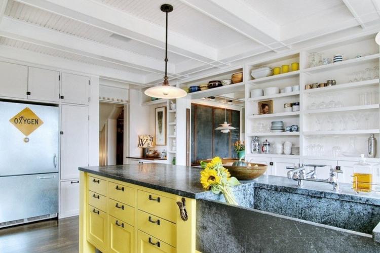 Conception de cuisine de style provençal - photos de vrais intérieurs