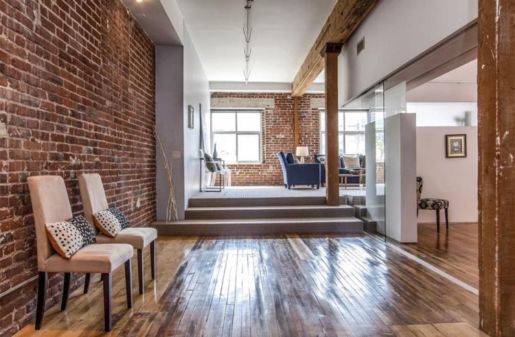 Conception d'appartement de style loft - photos d'intérieurs réels