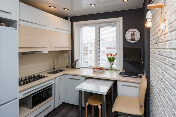 Conception de petite cuisine - photos de vrais intérieurs