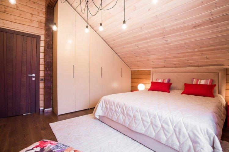 Conception de chambre mansardée - photo