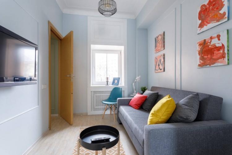 Comment ranger les meubles dans un salon étroit