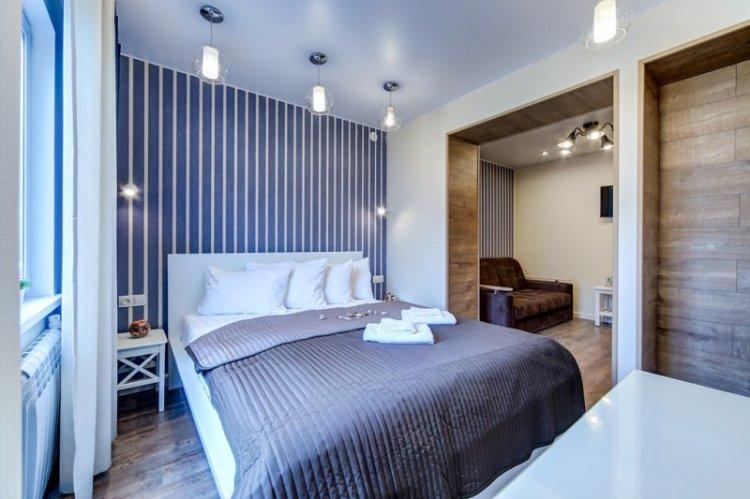 Chambre étroite - photo de design d'intérieur