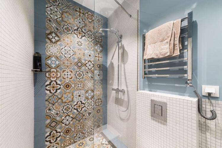 Couleurs - Design de salle de bain avec douche