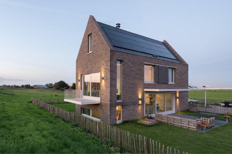 Maison en brique de style scandinave - projets et photos