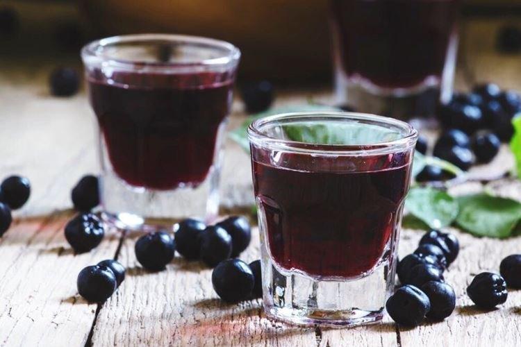 Vin de cassis maison avec levure - recette comment faire