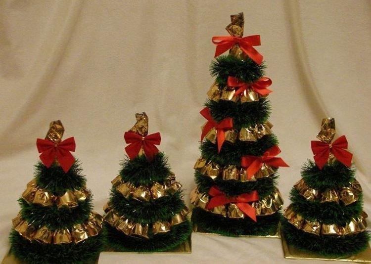 Sapin de Noël DIY fait de bonbons - photos et idées