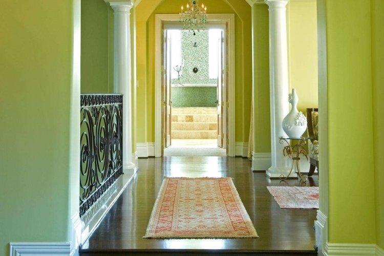 Couleur pistache dans le couloir - conception de photo